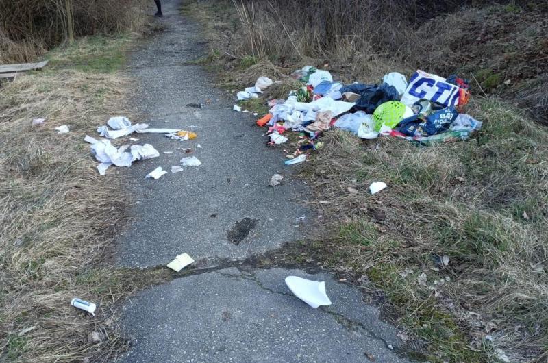 Nepořádek u Elektrosvitu