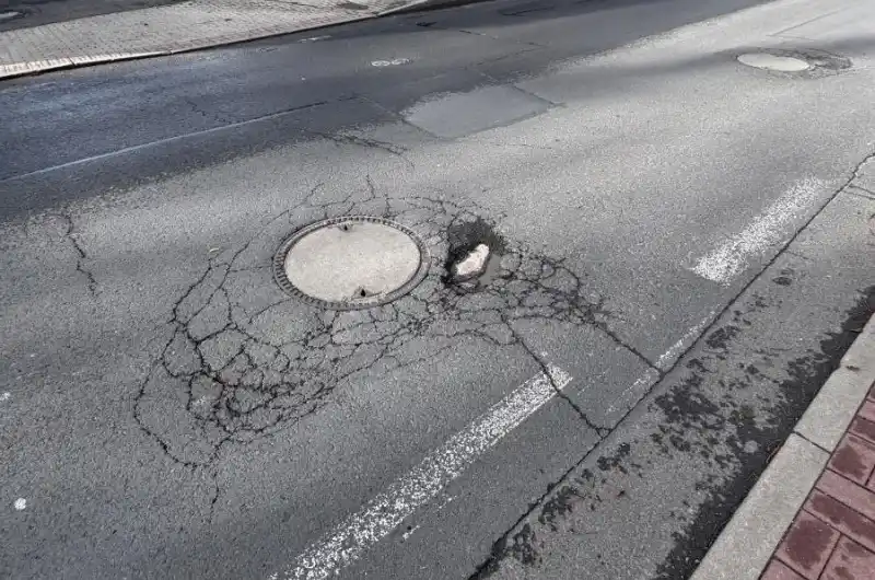 poškození c1