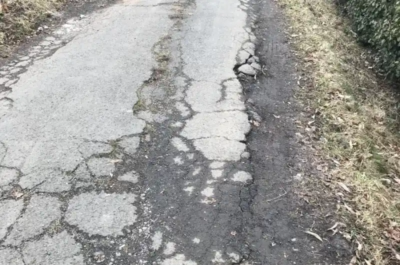 Ulice Českých bratří - katastrofální stav