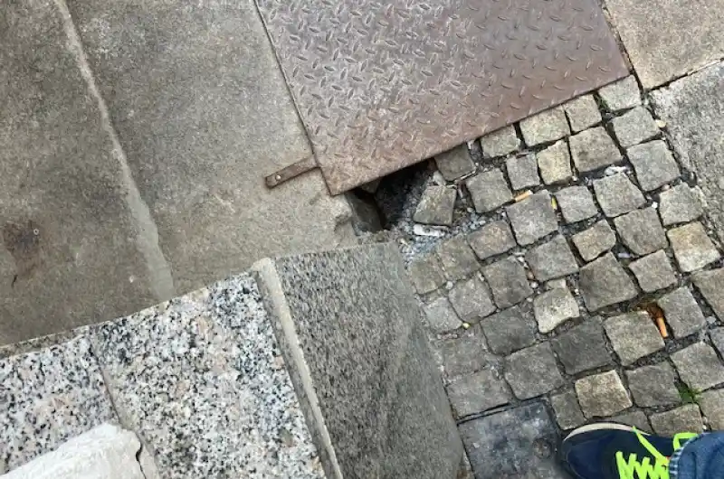 Foto předmětného místa propadu.