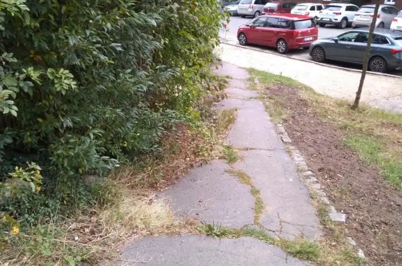 Zprůchodnění chodníku