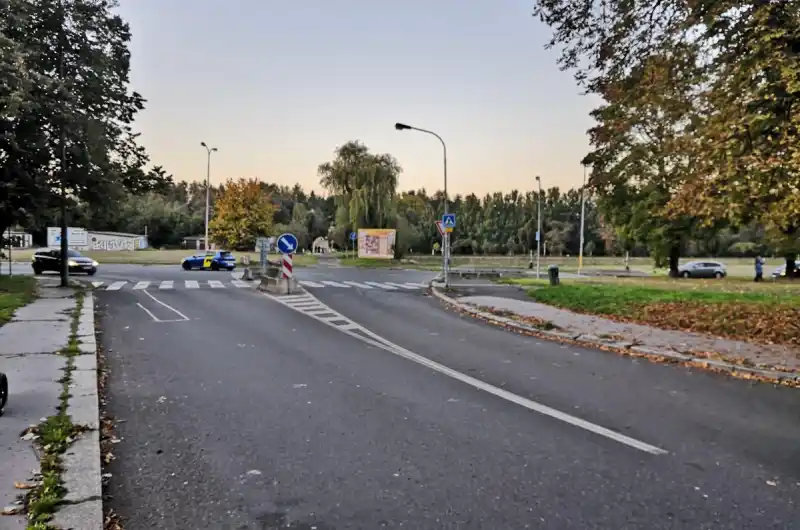 Vpravo