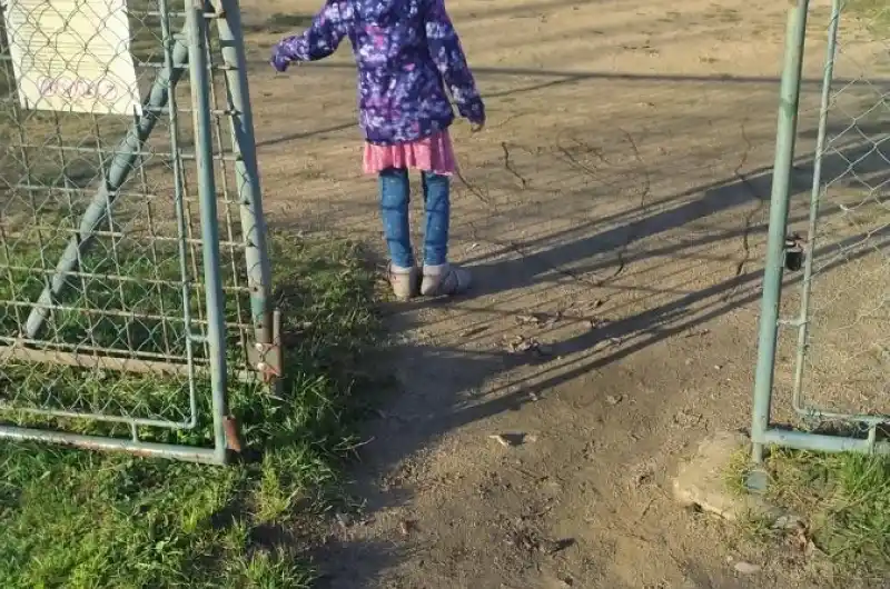 Nefunkční branka.