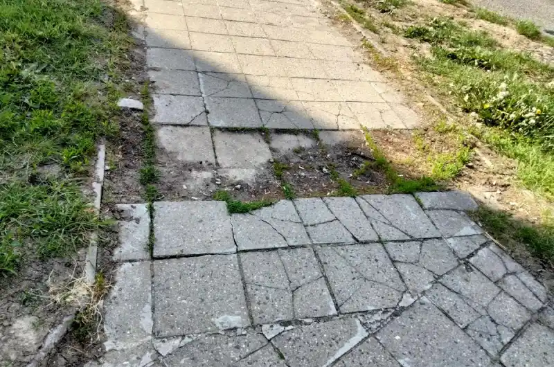 poškození 2