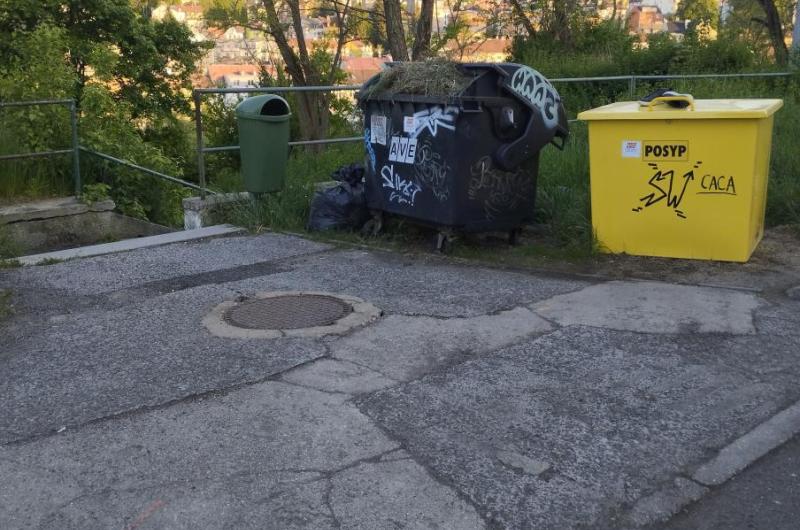 nevyvážený kontejner