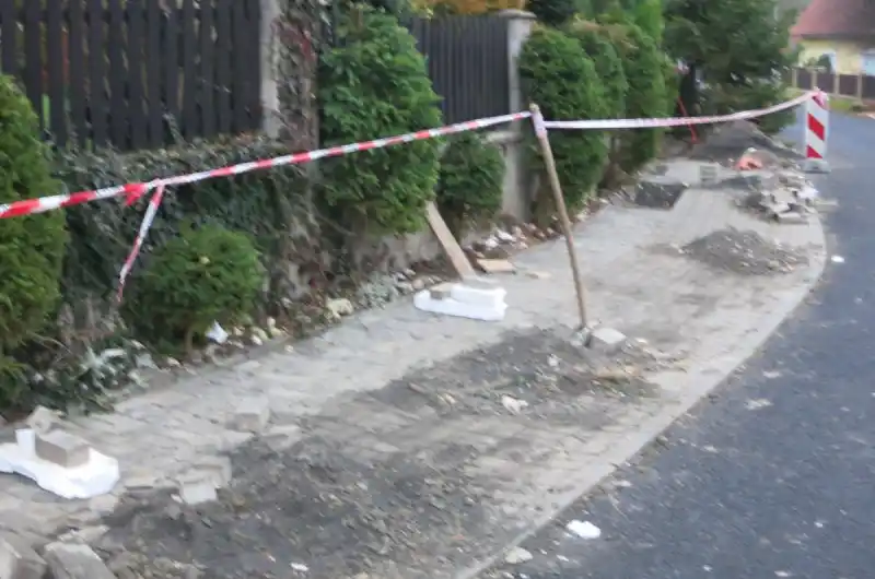 Parkoviště v Šípkové, obytná zóna. 3