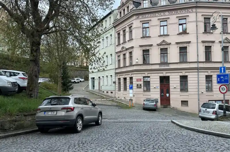 Opakovane