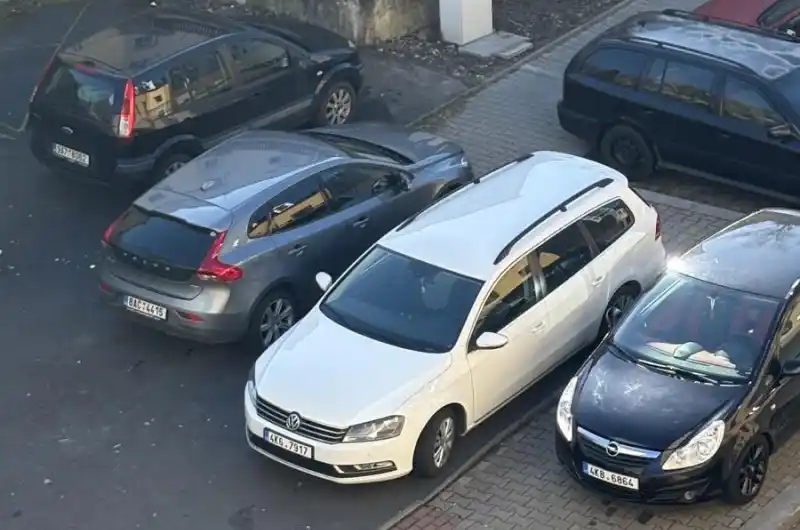 Parkování v Prášné ulici