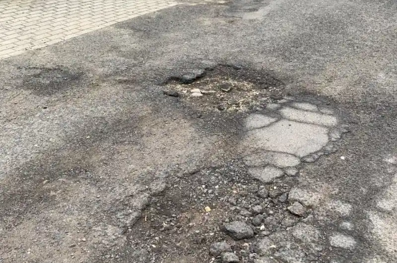 Třeboňská silnice