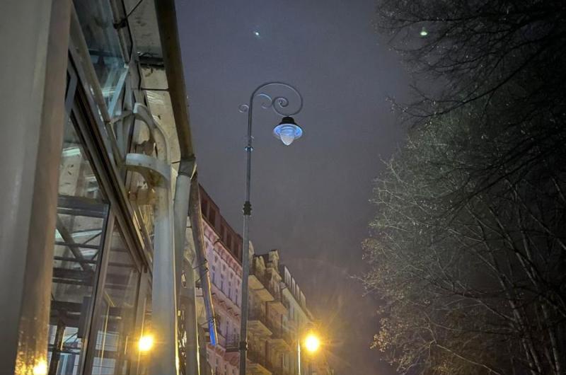 Nesvítící lampa Zahradní ulice