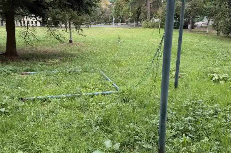 Spadlý kus