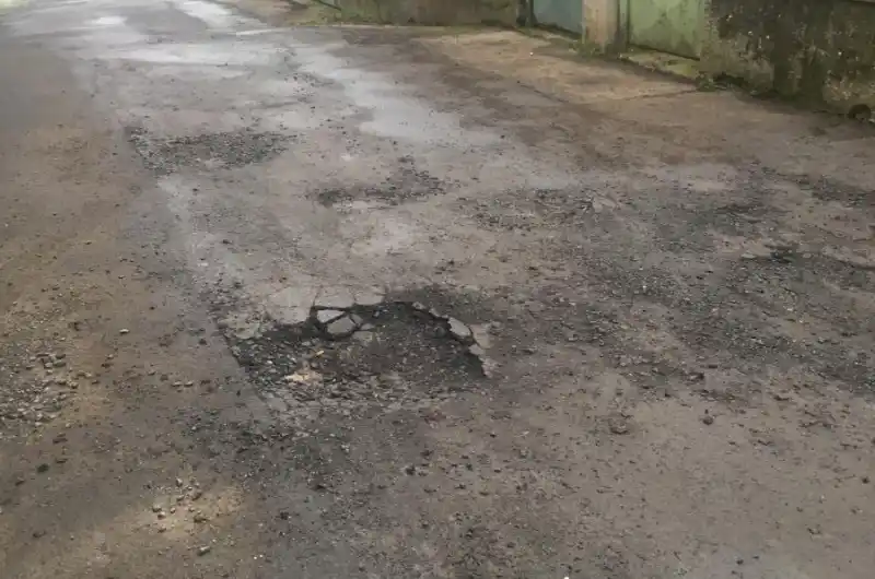 foto chybějícího povrchu 