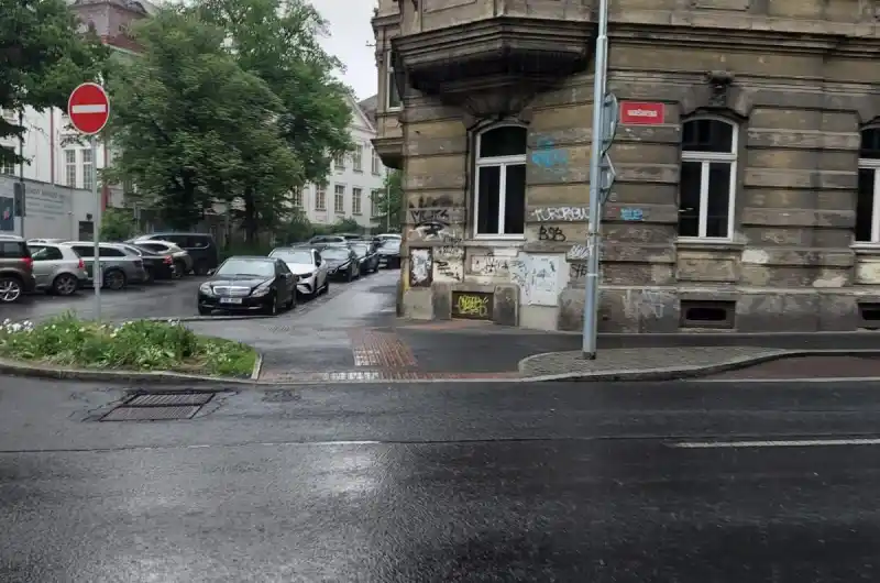 Není označení přechodu