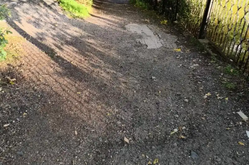 Rozbitá cesta II